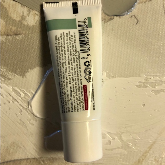 💛 2 for $10💛 REN Evercalm - Picture 2 of 2